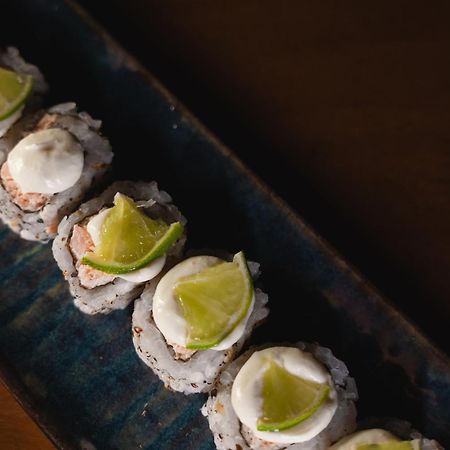 Luau Hotel 瓜吉鲁 外观 照片
