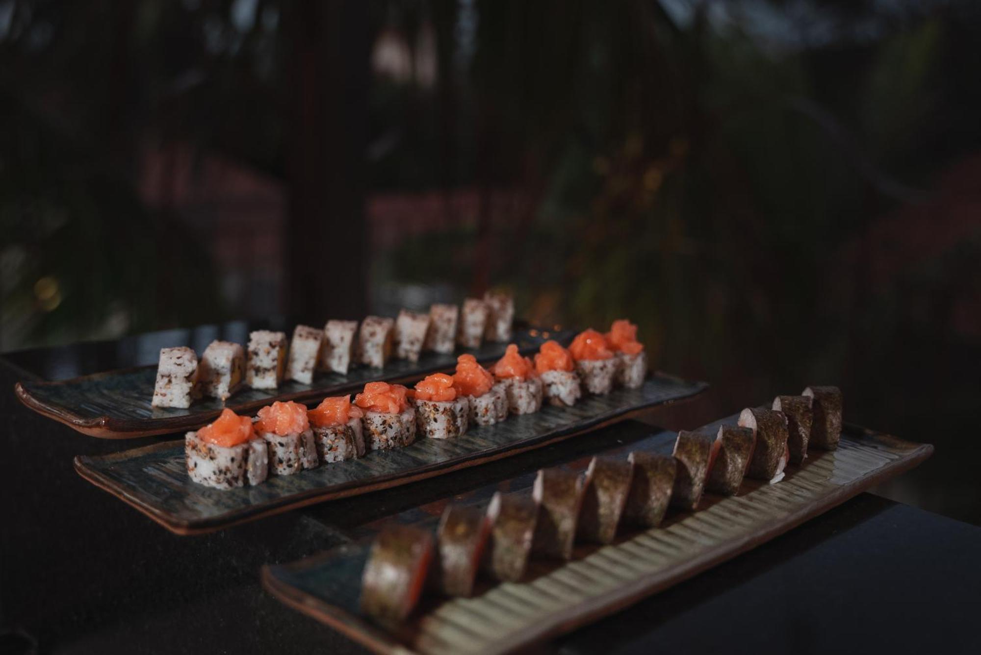 Luau Hotel 瓜吉鲁 外观 照片